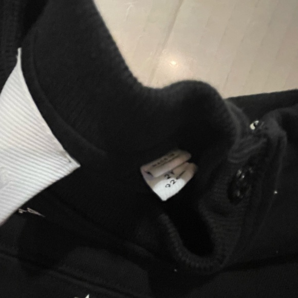 Authentic Burberry 2T pullover sweater so cute - Picture 2 of 6